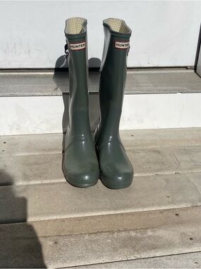 Hunter Rubber Boots in Deep Green with Red Logo Trim
